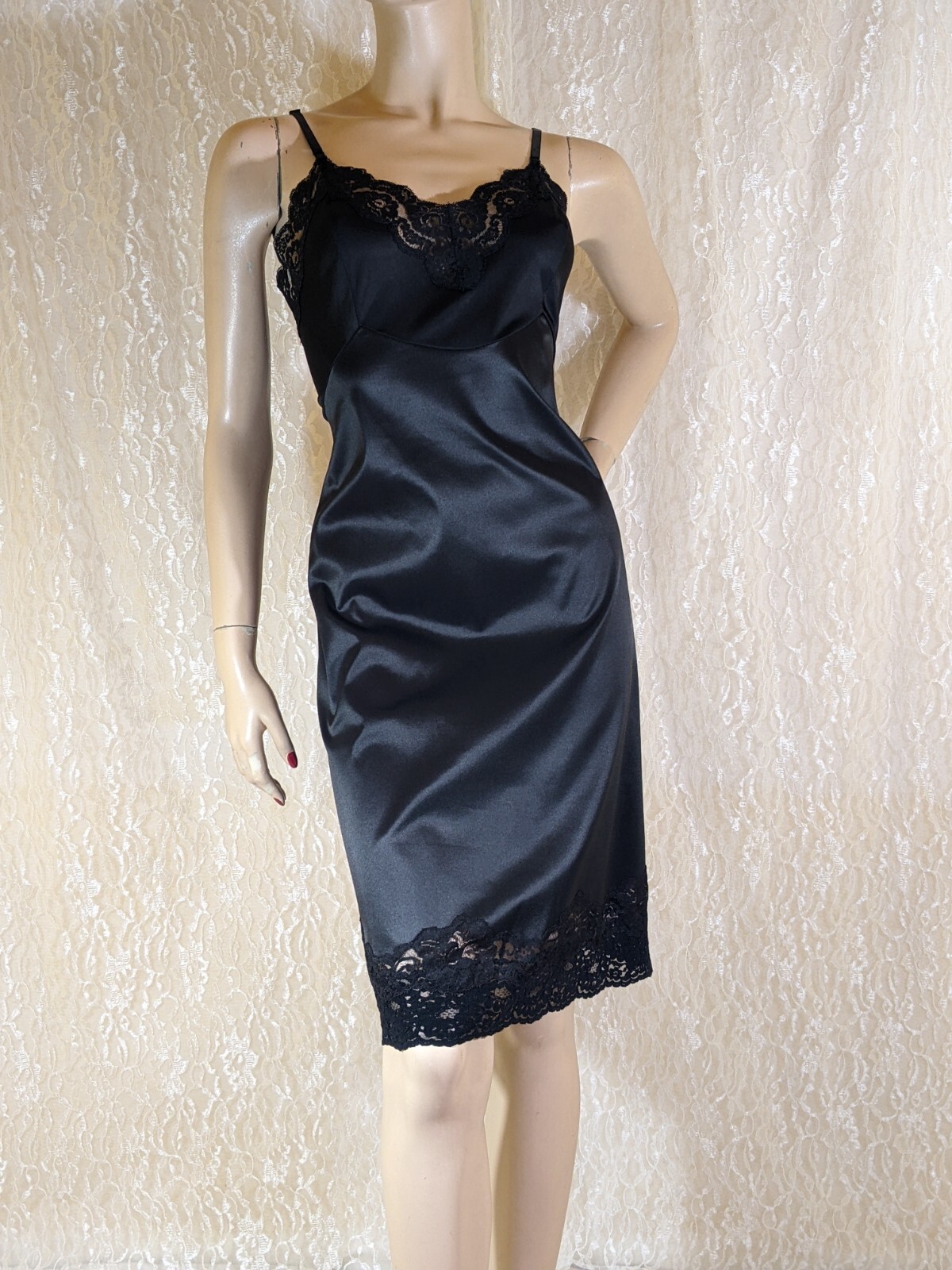 Vintage Vanity Fair Lingerie Shiny Slippery Lace Lingerie Black Dress Slip 38