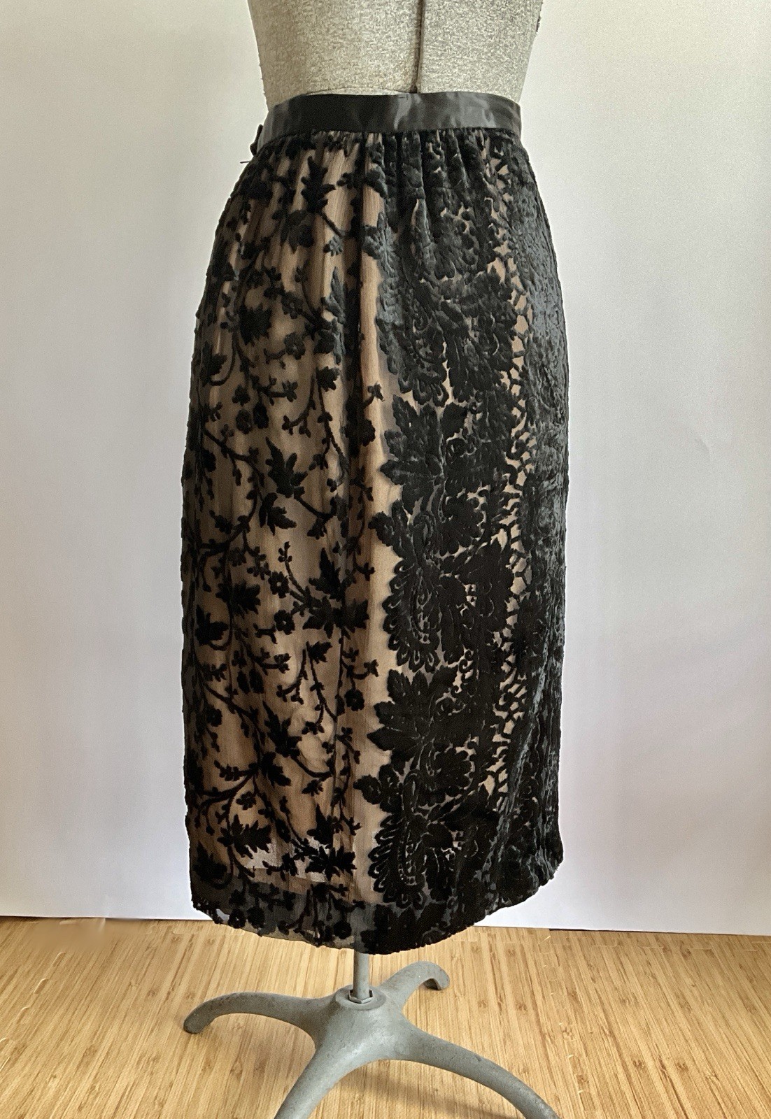 Vintage 1970’s Holly Harp Nude and Black Silk Devore Skirt