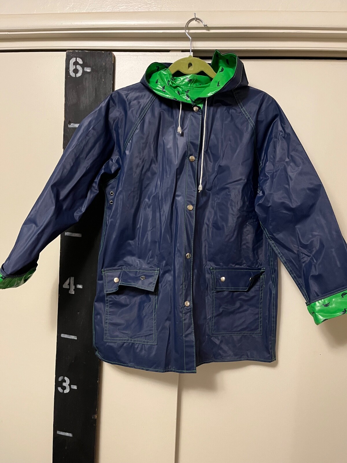 Vintage Rain coat reversible blue and green w ducks unsized see pics small flaw