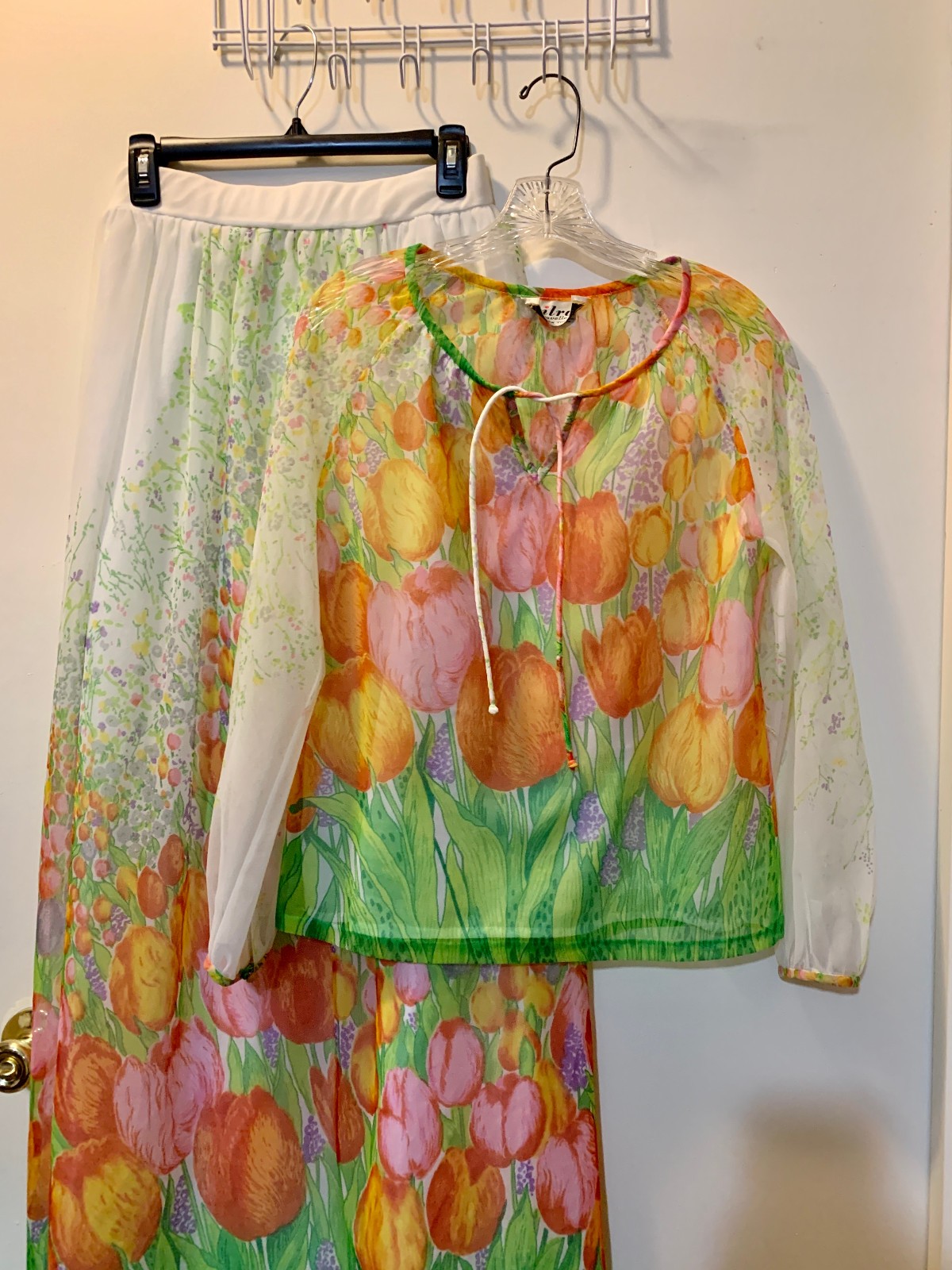 Vintage Wilroy Traveller Sheer Tulip Floral Garden Blouse & Maxi Skirt – 1960’s