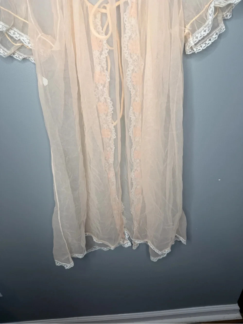 Vintage Nylon Mesh Lace Lined Tie Front Robe, Peaches and Cream OS