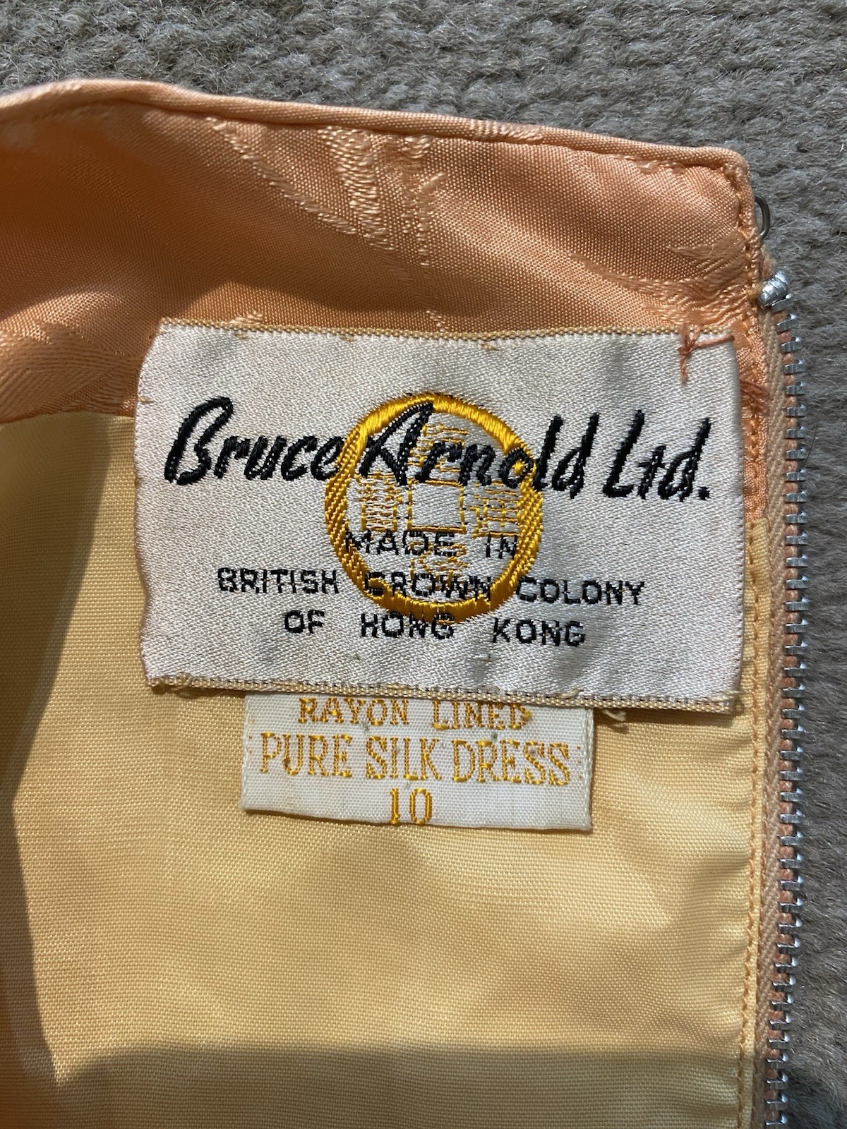 Vintage Bruce Arnold Peach Coral Silk 1960s Asian Floral Sheath Dress 10 Orange