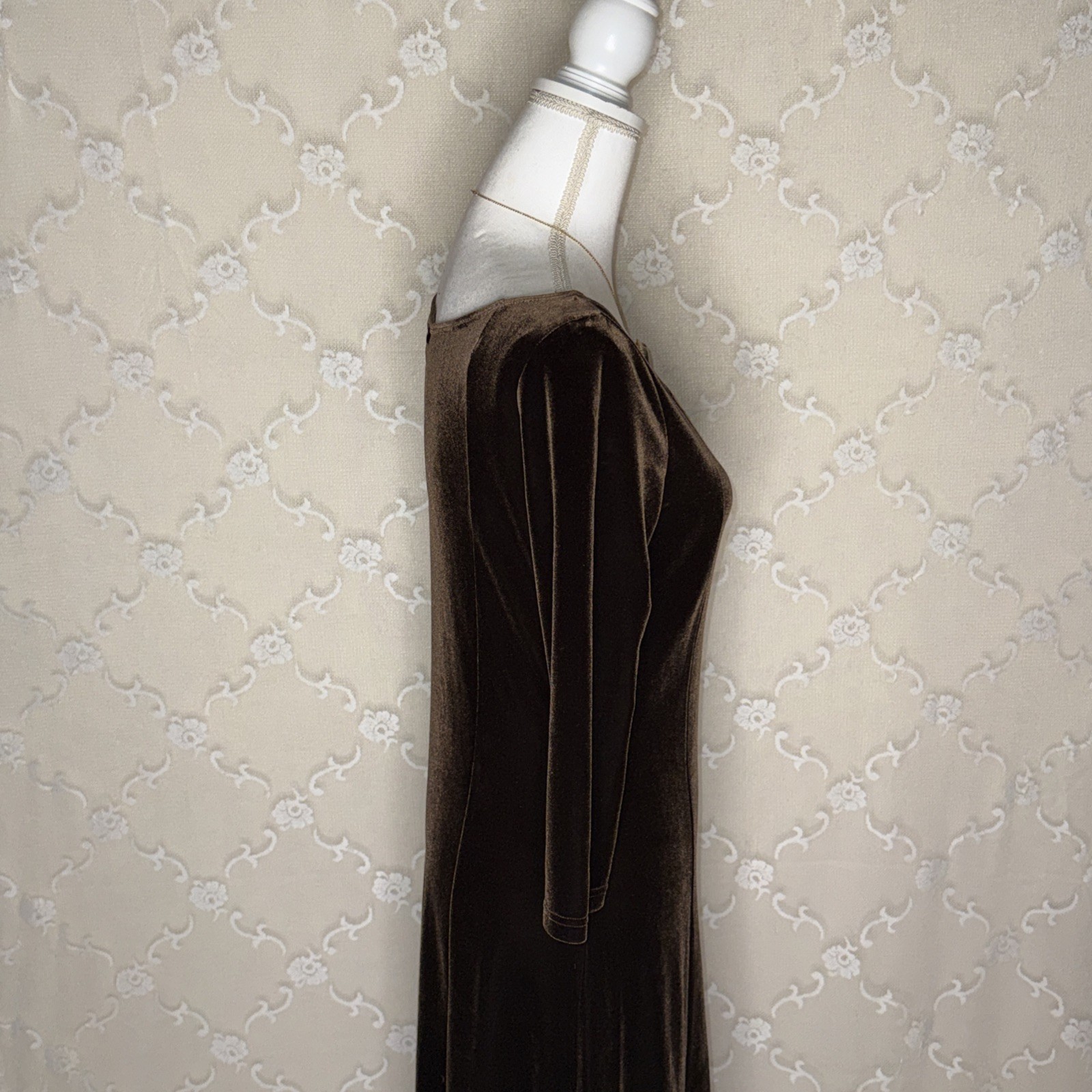 VTG Eddie Bauer Brown Flat Stretch Velvet Long Shift Dress Size Medium 36 Bust