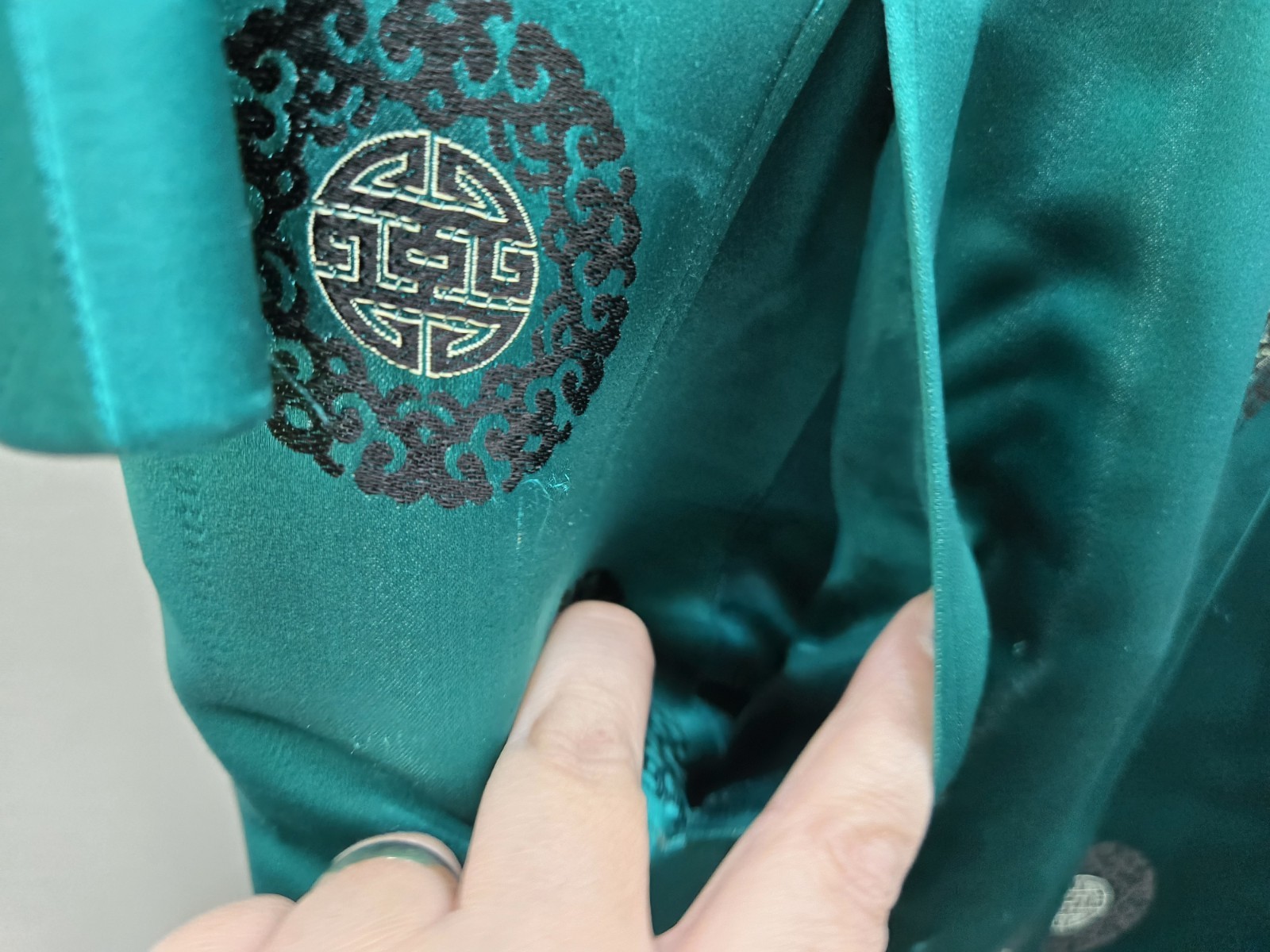 Vintage Ying Tai Ltd Peninsula Hotel Hong Kong Hilton Silk Robe Dressing Gown M