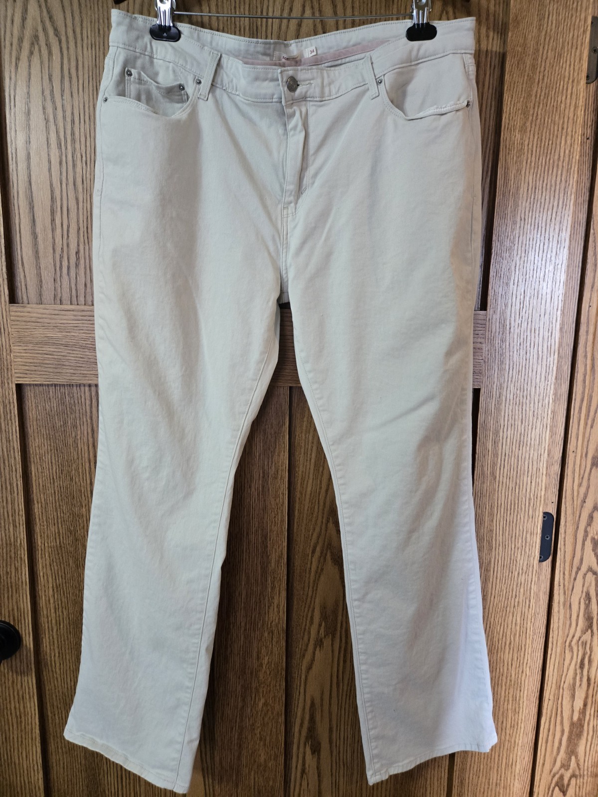 NWOT Levi’s 505 Straight Leg Women’s Jeans Size 16/18 34/32 Super Soft Off-White
