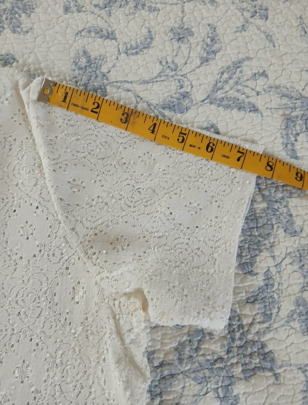 Vintage Doris Pooser Stretchy White Size Large Open Patterned Top