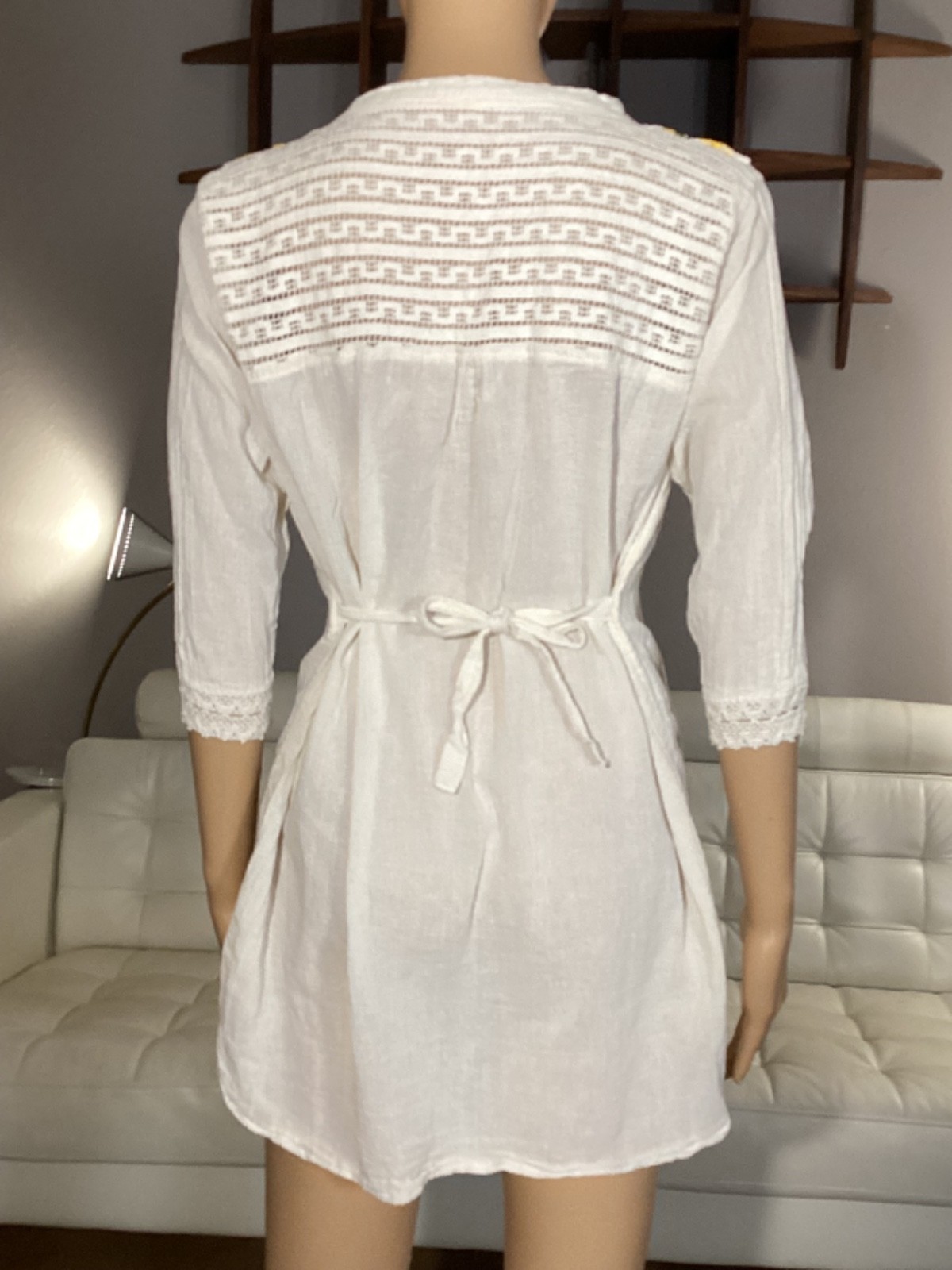 Vintage Mexican Embroidered Floral Hippie Boho Folk Gauzy Cotton Tunic Top