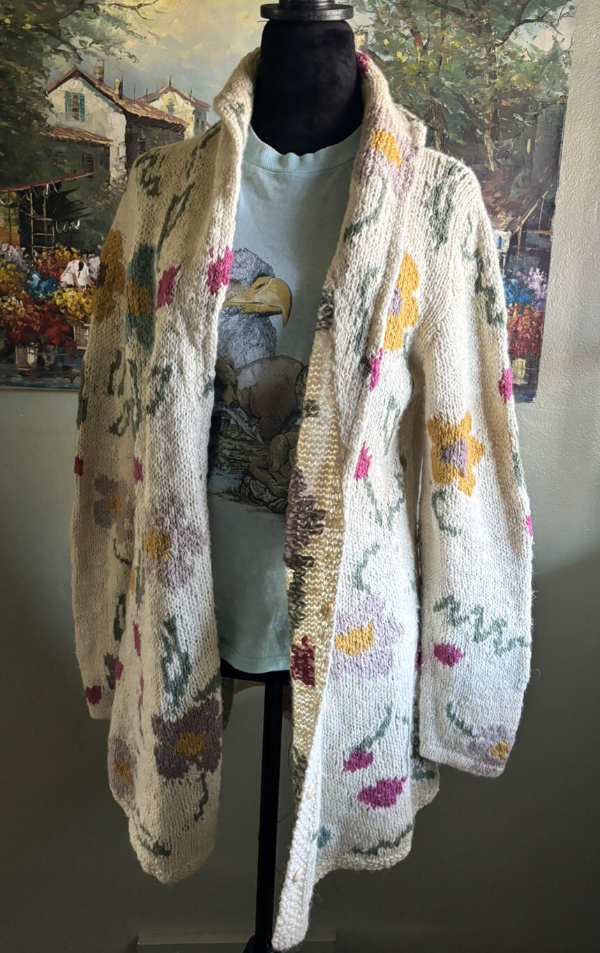 Vintage Yumi Bolivia ALPACA/ Wool Oversized Cardigan,floral.Medium