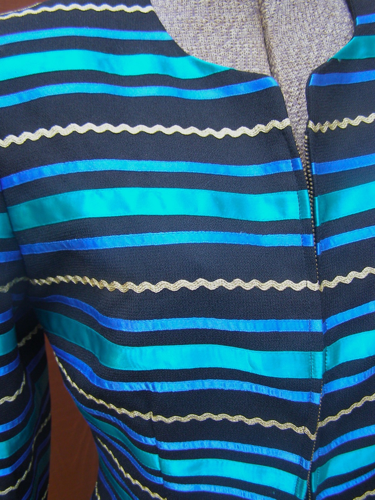 Vintage Maggy London Crop Elegant Blue Black Gold Tape Trim Jacket Blazer