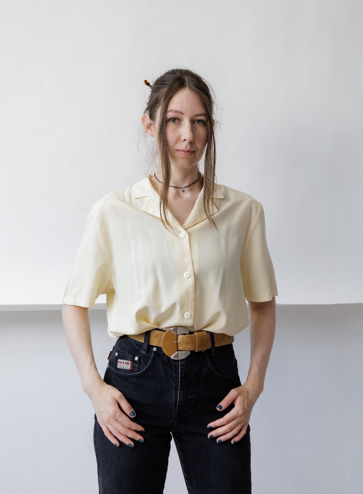 Vintage 90s Butter Yellow Silky Longline Short Sleeve Camp Collar Shirt Women’s