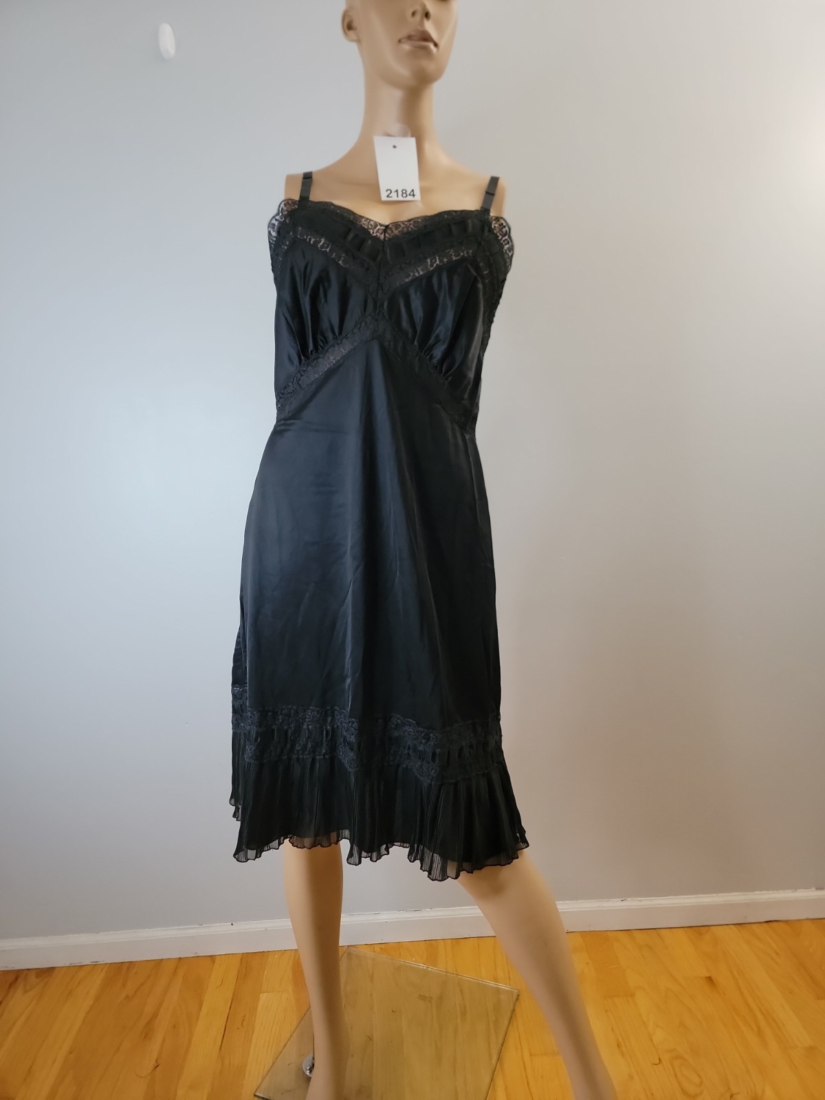 Vintage Sears All Nylon Black Full Slip Pleated/Lace Detail Size 38
