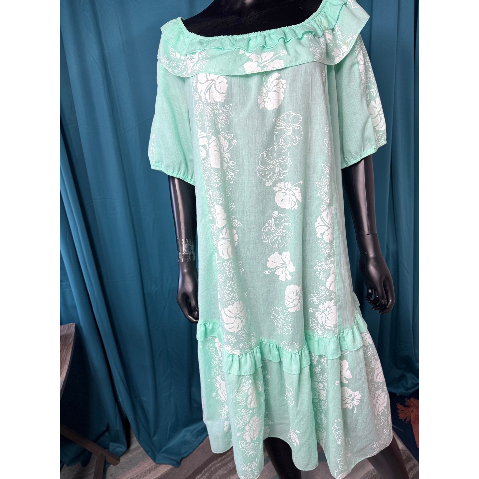 Nani Hawaii Muumuu Dress Small Mint Green Hibiscus Floral Ruffle Off Shoulder