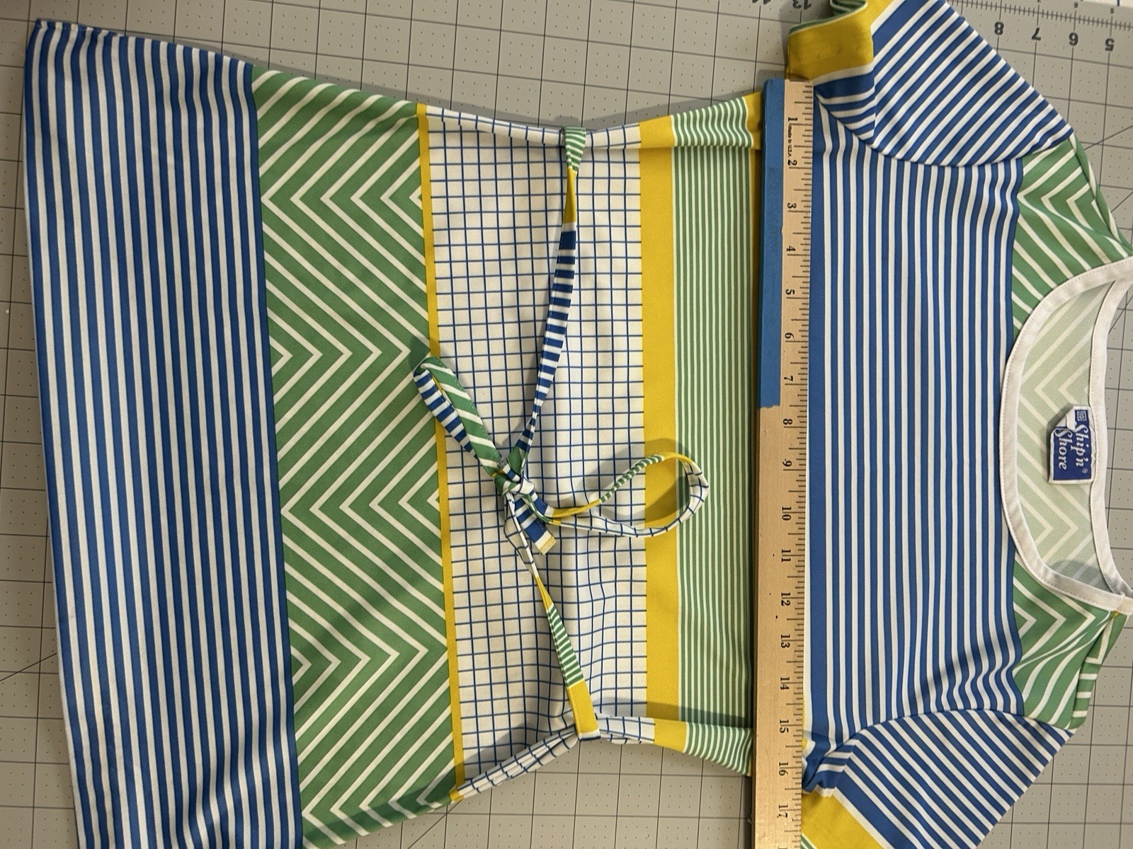 80s VINTAGE S/M – Ship’n Shore Striped Blouse Short Sleeve Apron Tie