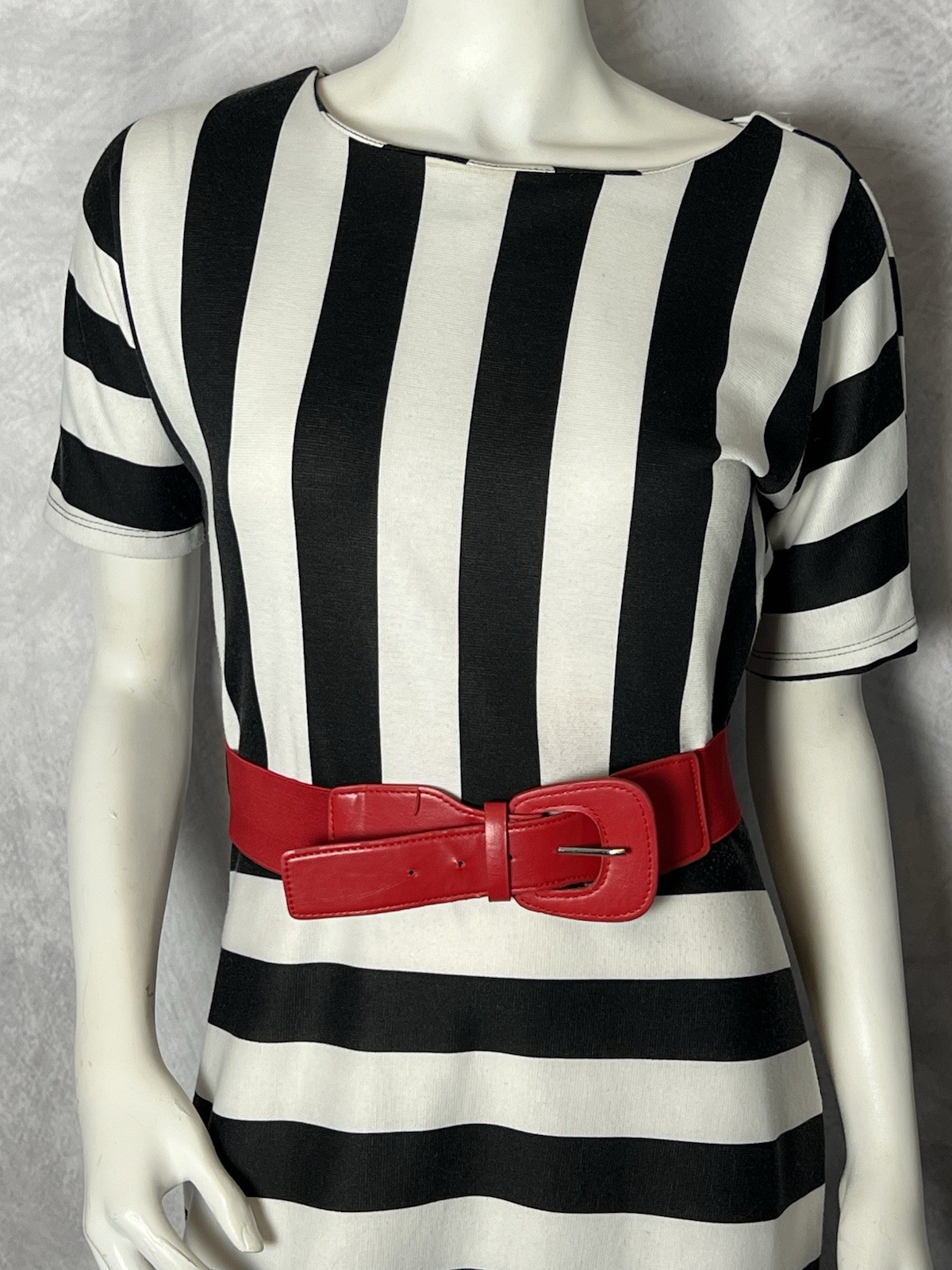 Vintage late 1980s-1990s Jody California Back White Striped Midi Dress Red Belt