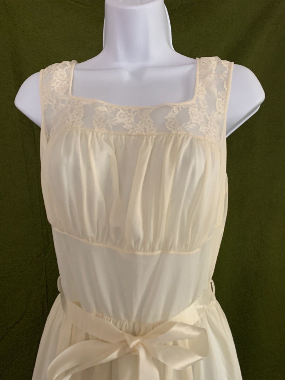 Vtg 60s Nightgown Butter Yellow Nylon Lace Fairycore Satin Ribbon Tie Sz 38