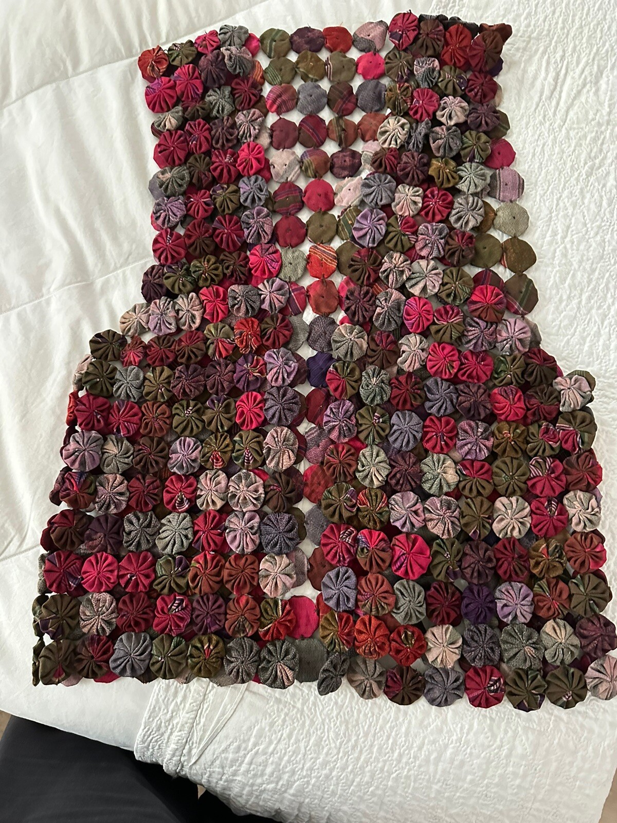 Vtg YoYo Quilt Vest BOHO Hippie DARK Colors Retro Patchwork – Small -Cottagecore