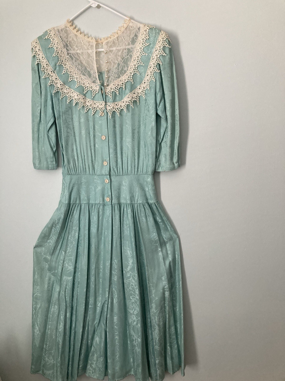 JSJ Vintage Aqua Jacquard/Brocade Dress With Lace & Pearls Size 7/8 Made In USA