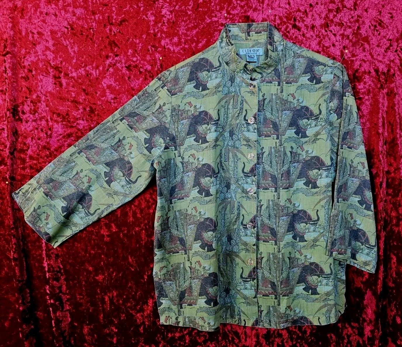 Citron Santa Monica Brand Elephants Print Women’s blouse, size M
