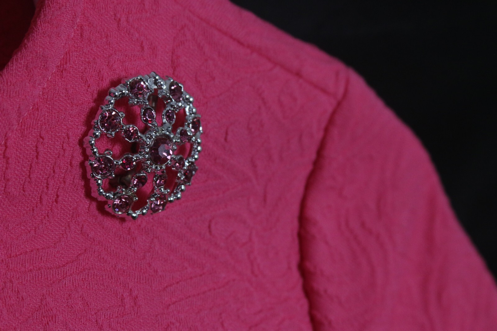 NOS w/Tags 1960’s Vintage Lorac Original Bright Pink Dress Sz 16.5 with Brooch