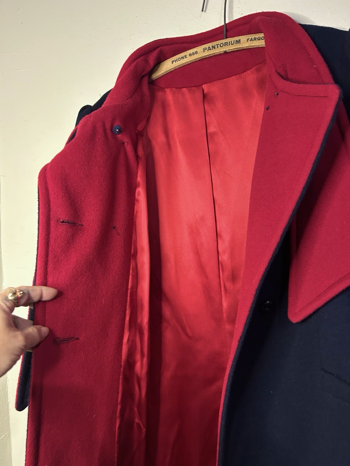Vintage 1940s Central Park Forstmann Fabrics Wool Navy Dark Red Coat Tie Neck