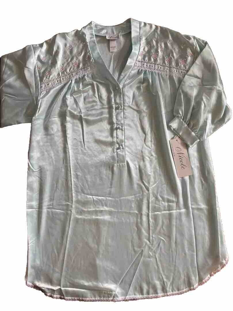 Vntg Lt Blue Med NICOLE Nightgown GrannycoreNWT Pink Embroidered Flowers Lace US