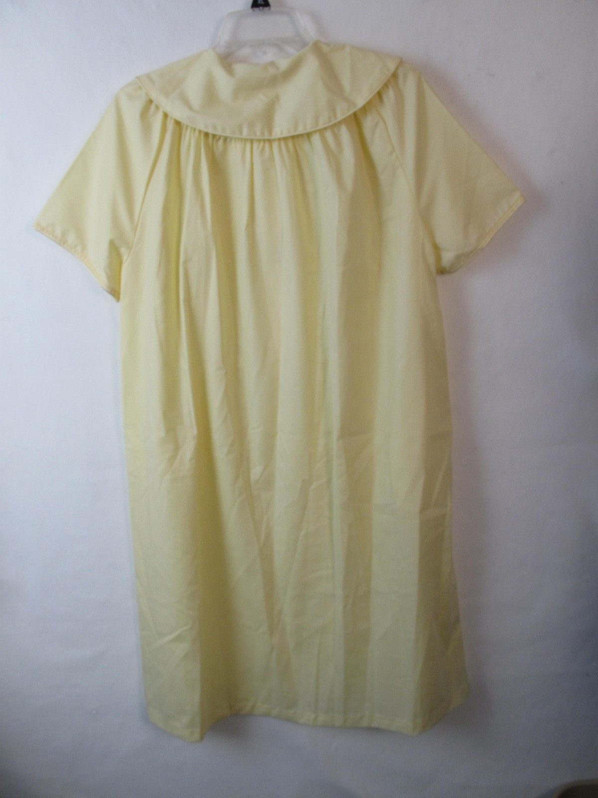 Vtg Gaymode Yellow Snap Closure Lacy Embroidered house coat dress size 12