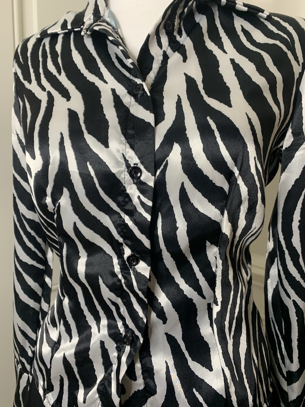 Vintage 90’s Mirrors Zebra Print Silky Long Sleeve Club Button Down Size Small S