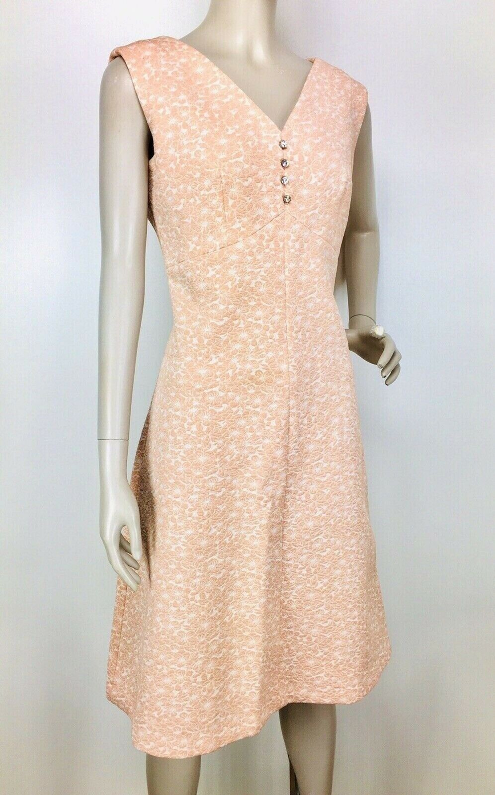 Vintage 60s Peach Floral Jacquard Sleeveless Shift Hostess Dress Bleeker Street
