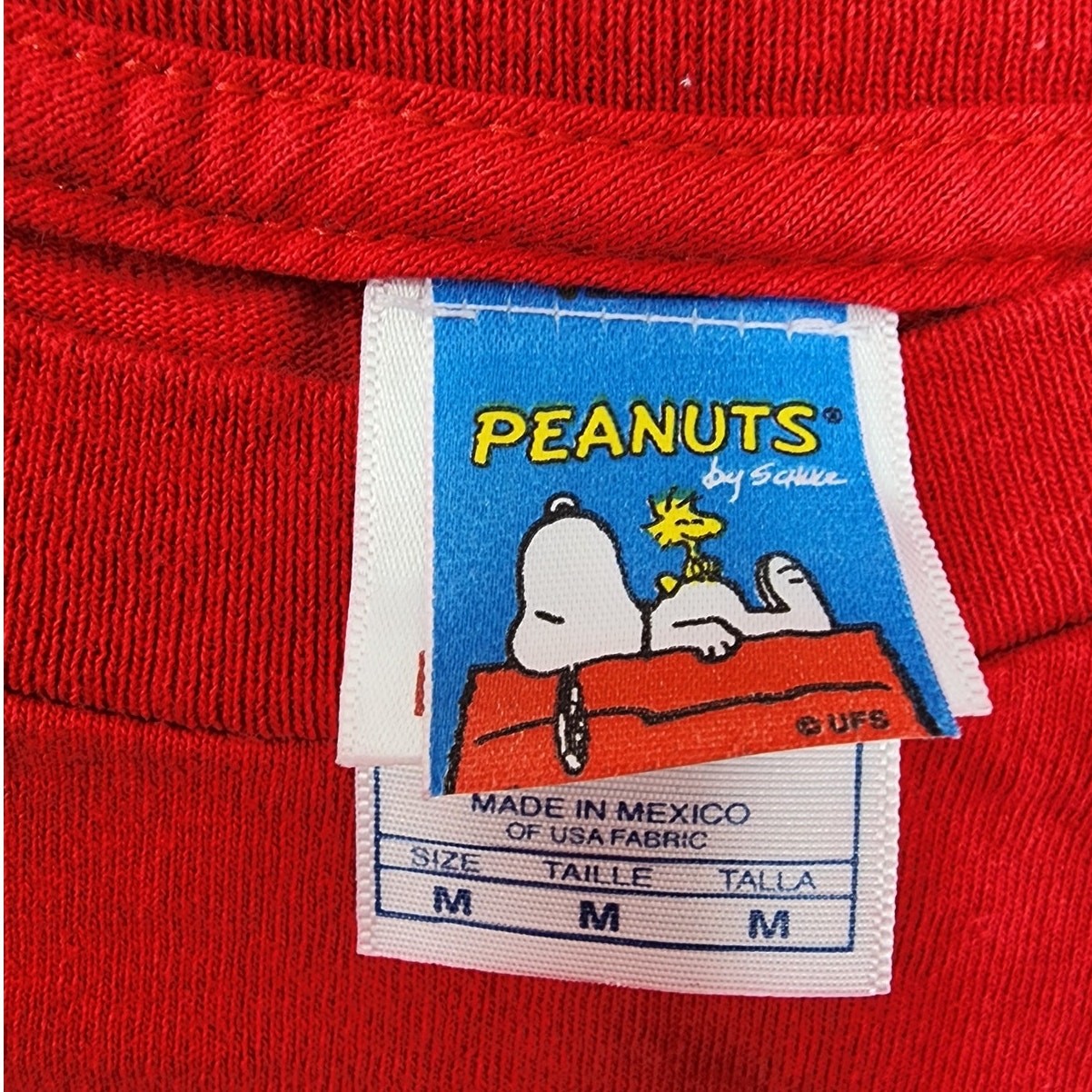 Vintage 90s Peanuts Top Womens M Red Charlie Brown Snoopy Christmas Tee Holiday
