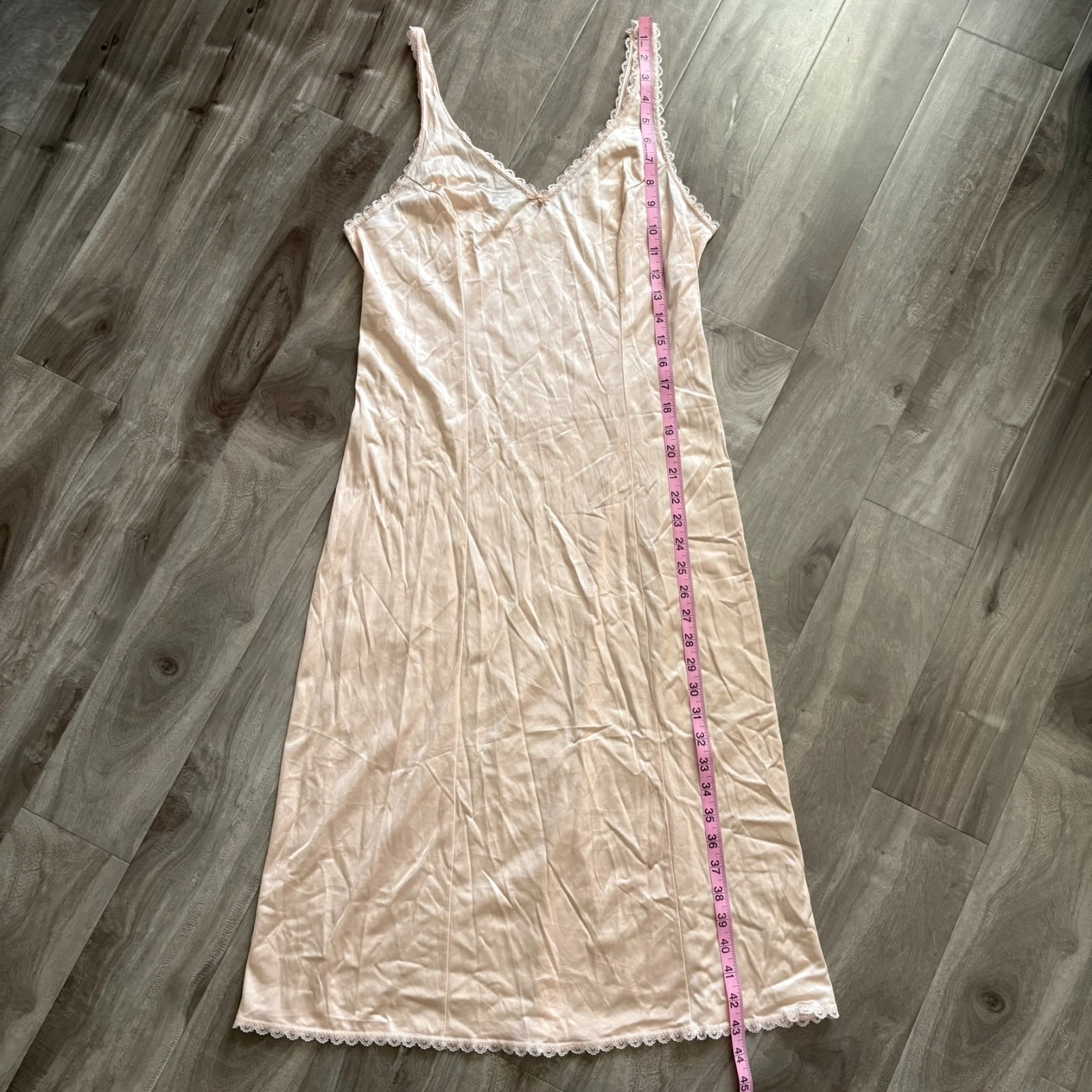 Vintage Warners Perfect Measure Full Slip 36 Tan / Dusty Pink Lace Trim 43″ Long