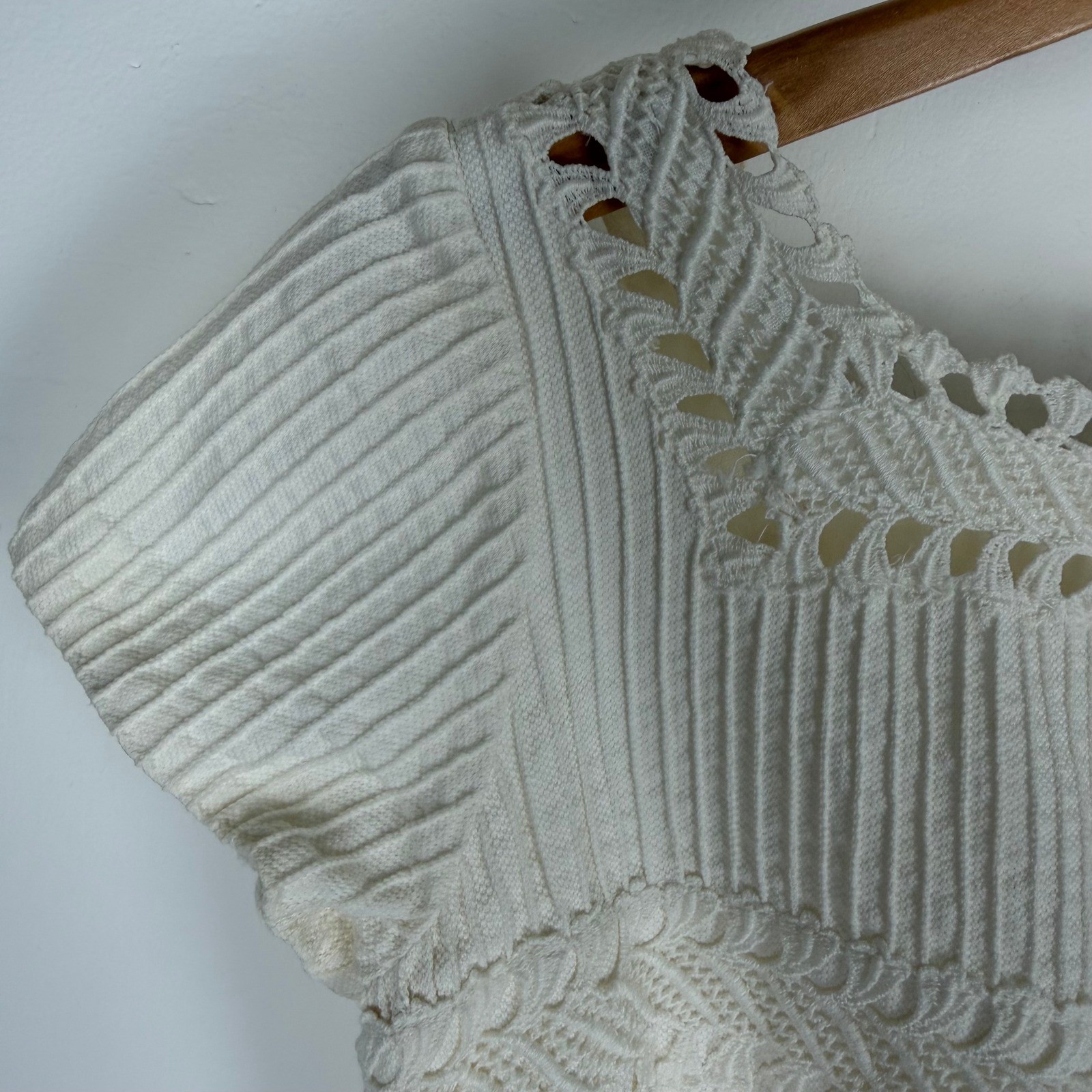 VTG 50s Cream White Crochet Lace Square Neck Textured Cap Sleeve Shift Dress