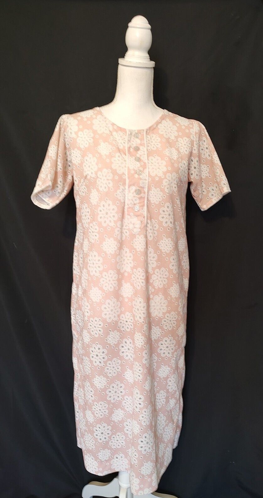 70’s Vintage Dress Hippie Boho Pink & White Shift Flower Burnout Print M