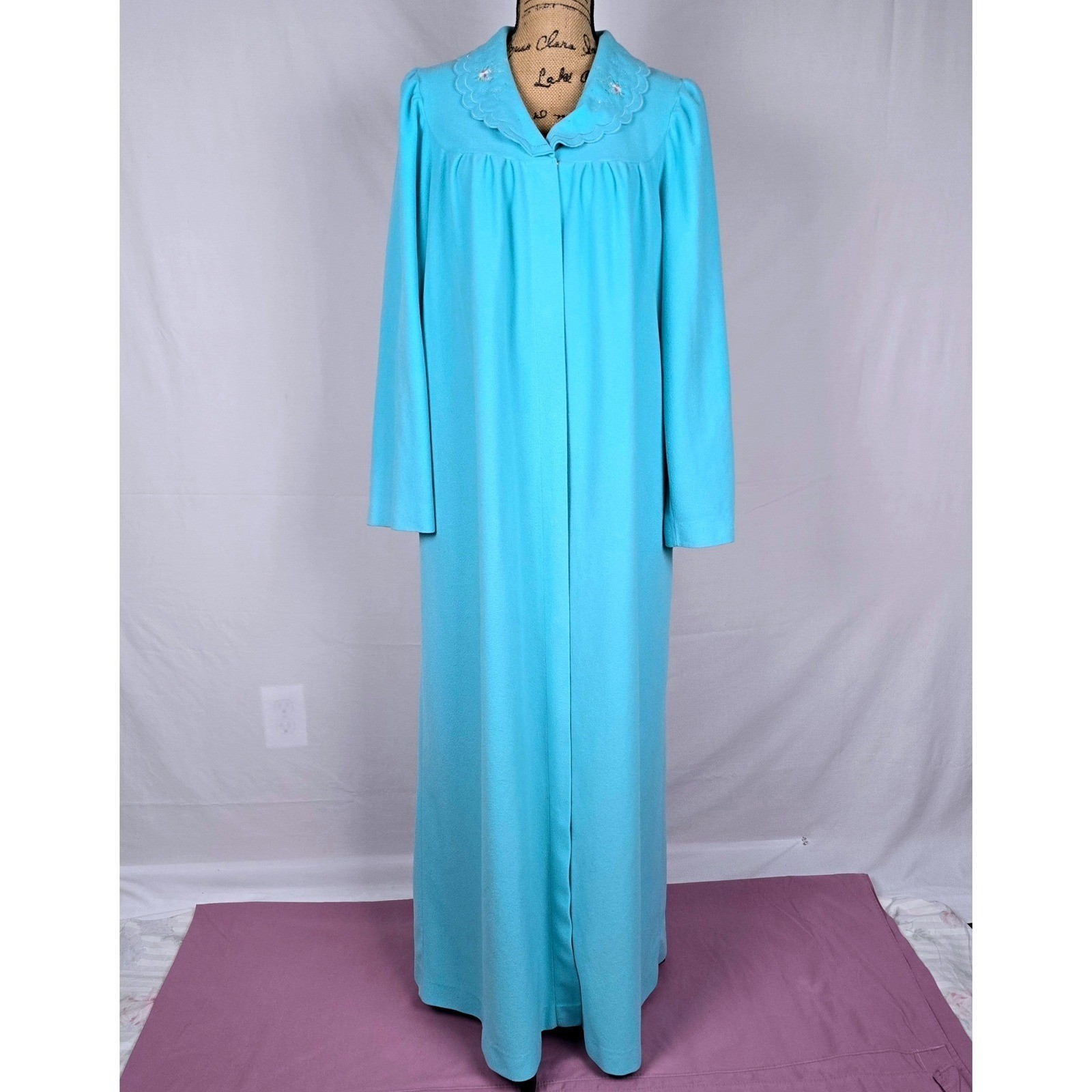 Vintage Shadowline Robe Turquoise Blue Fleece Floral Embroidered Snap Front L