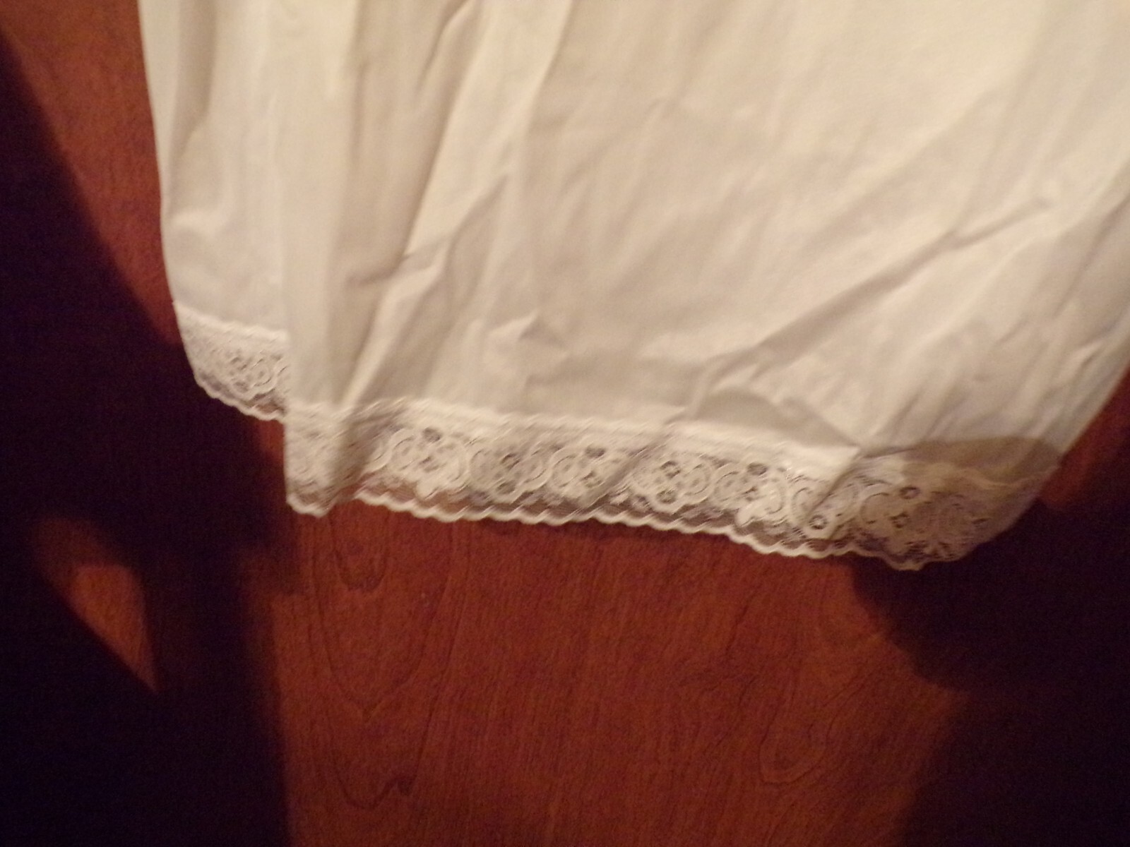 Vintage with Tags Vanity Fair DuPont Nylon Full Slip With Lace Size 24″ 42/48