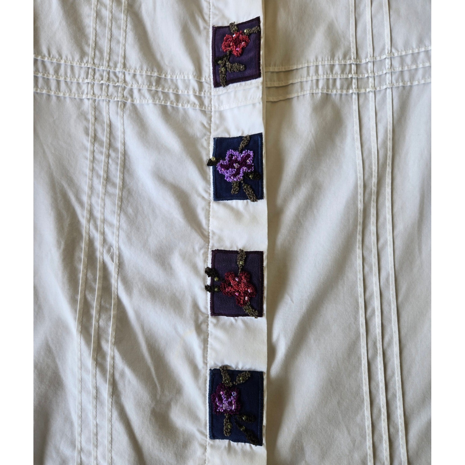 Vintage White Floral Embroidered Beaded Blouse Cottagecore Hippie Western Retro