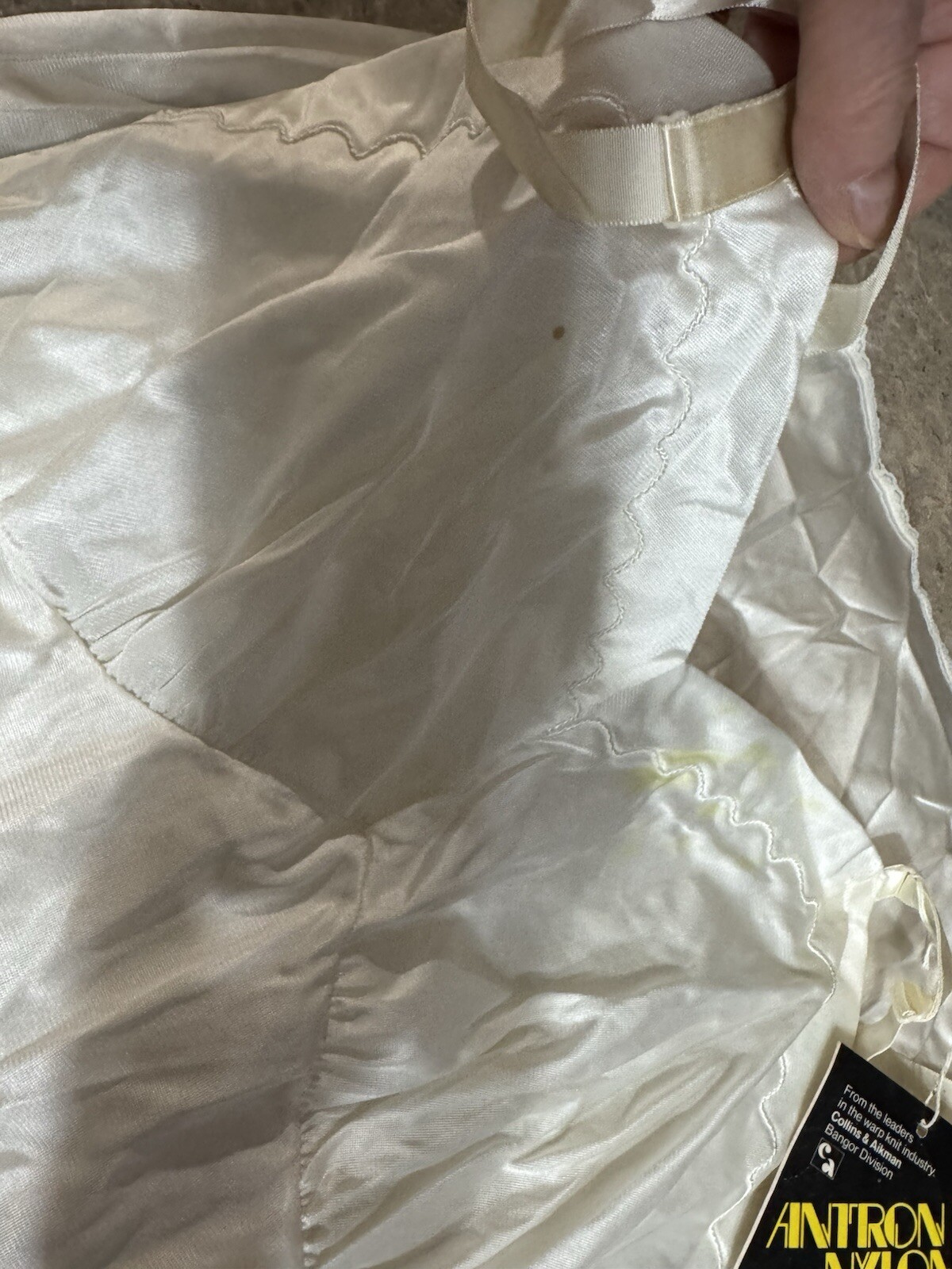 VINTAGE MISTRA FULL SLIP. SIZE 36. WHITE. TLC SPOTS