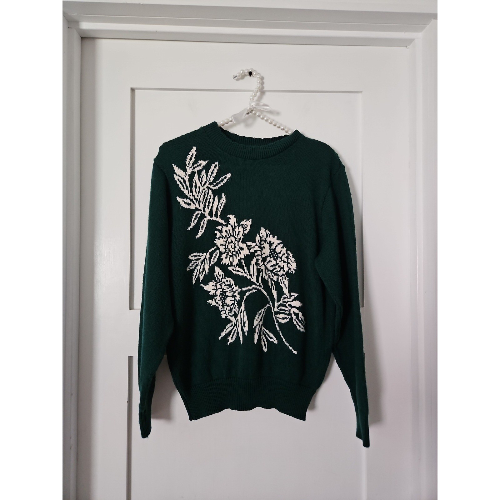 VTG Southern Lady Sweater Small Green Floral Knit Cottagecore Grandmacore USA