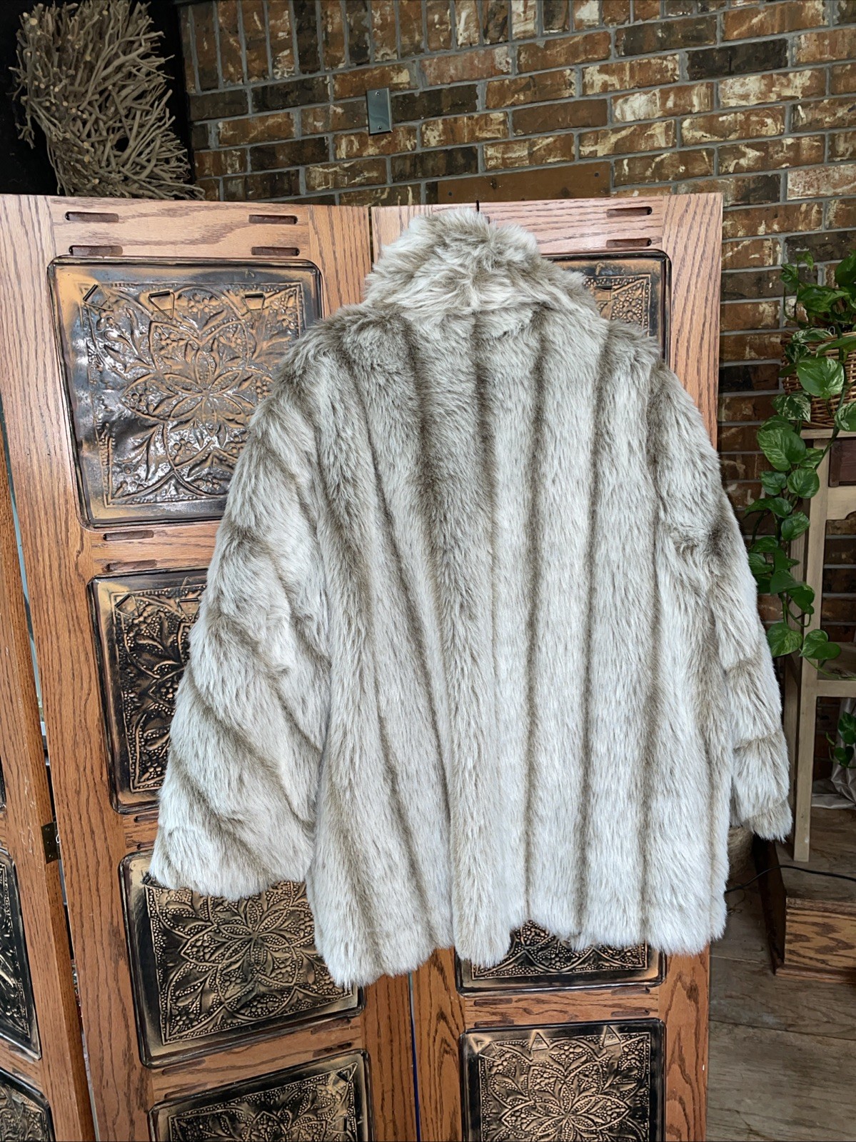 Vintage Blair Fur Coat Womens Size Extra Large Taupe/ Tan Faux Fur @1625