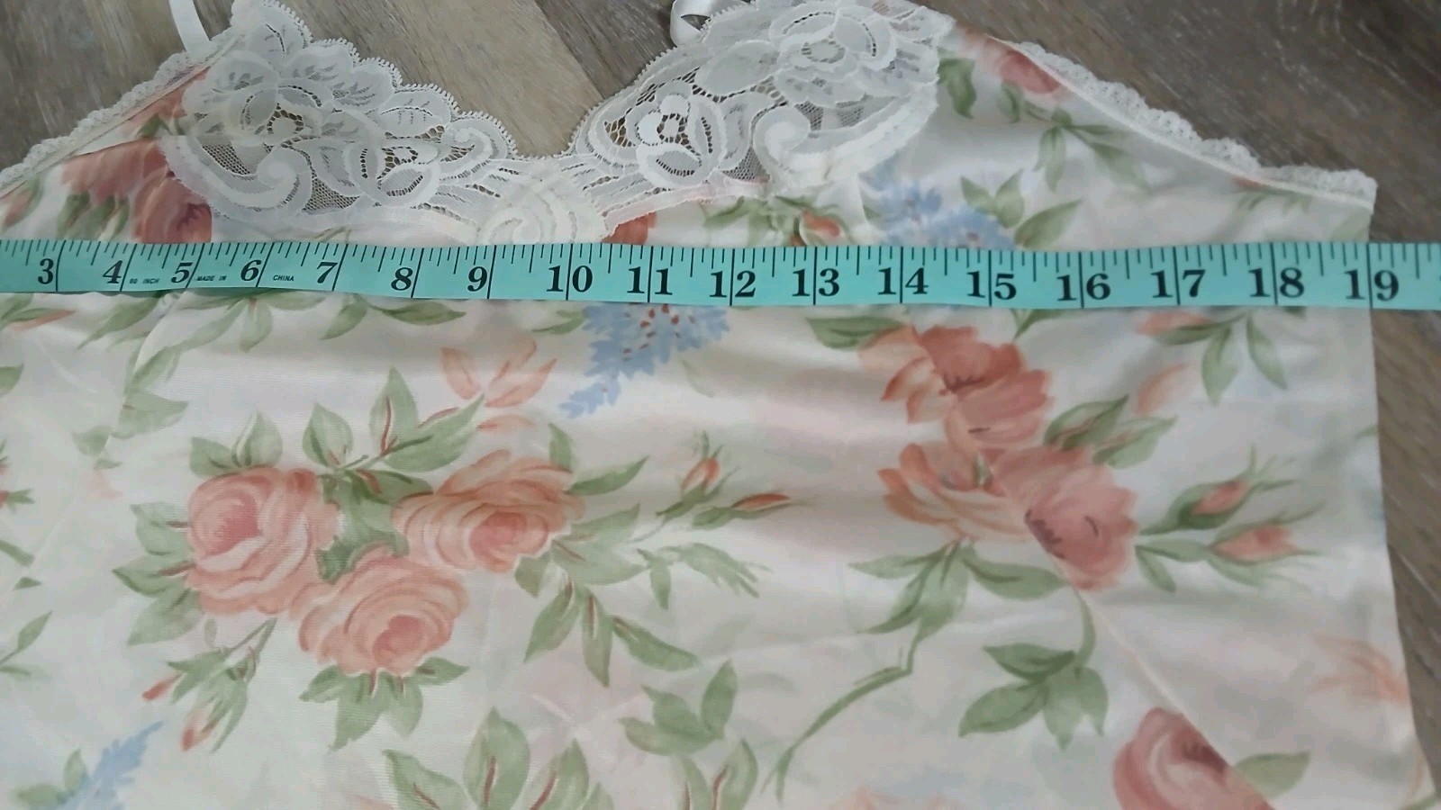 Vtg Floral Lace Cami Coquette Fairycore Slip Top Romantic Cottage Vanity Fair