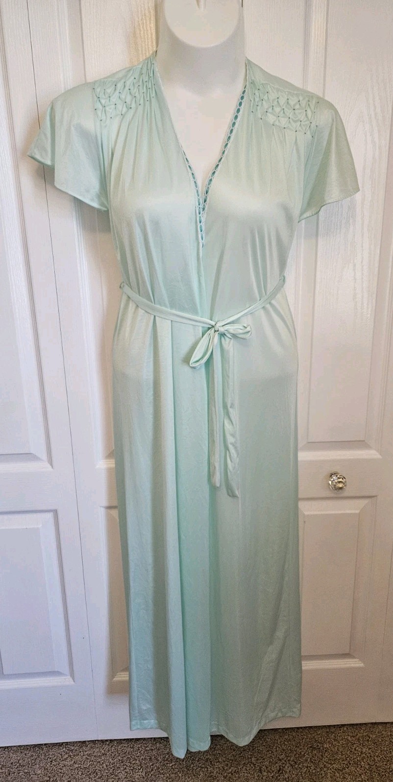 Vintage Robe Size XSMALL green nylon Smocked retro lace Ribbon 50s 60s