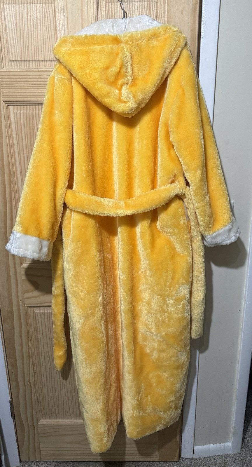 Vintage Korean Plush Faux Fur Yellow Hooded Robe Lined. Unknown Brand. Heavy