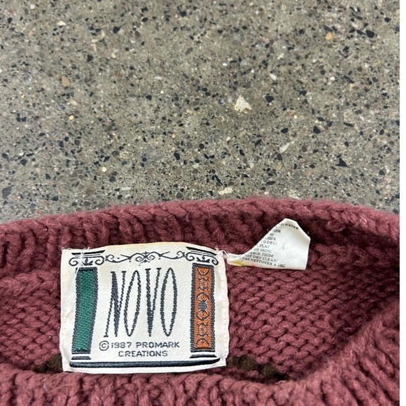 Vintage 80s COOGI Style Novo 3D Pattern Knit Sweater Womens (Size L)