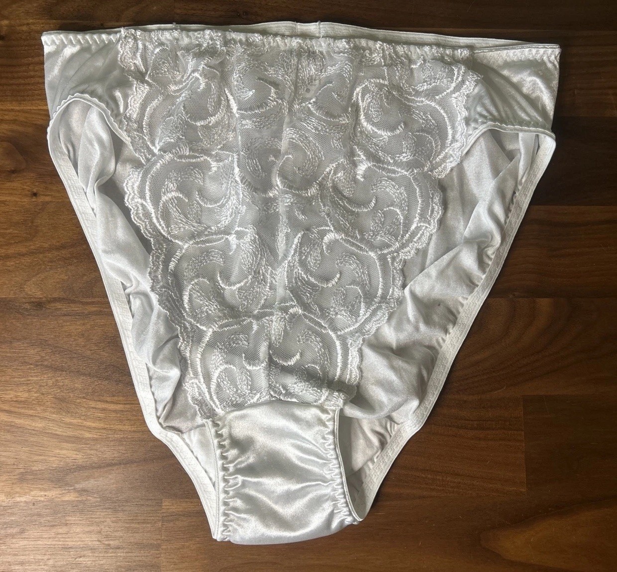 Vtg Hanes Creations Second Skin Lace Front Panties White Bridal Shiny Silky Sz 6