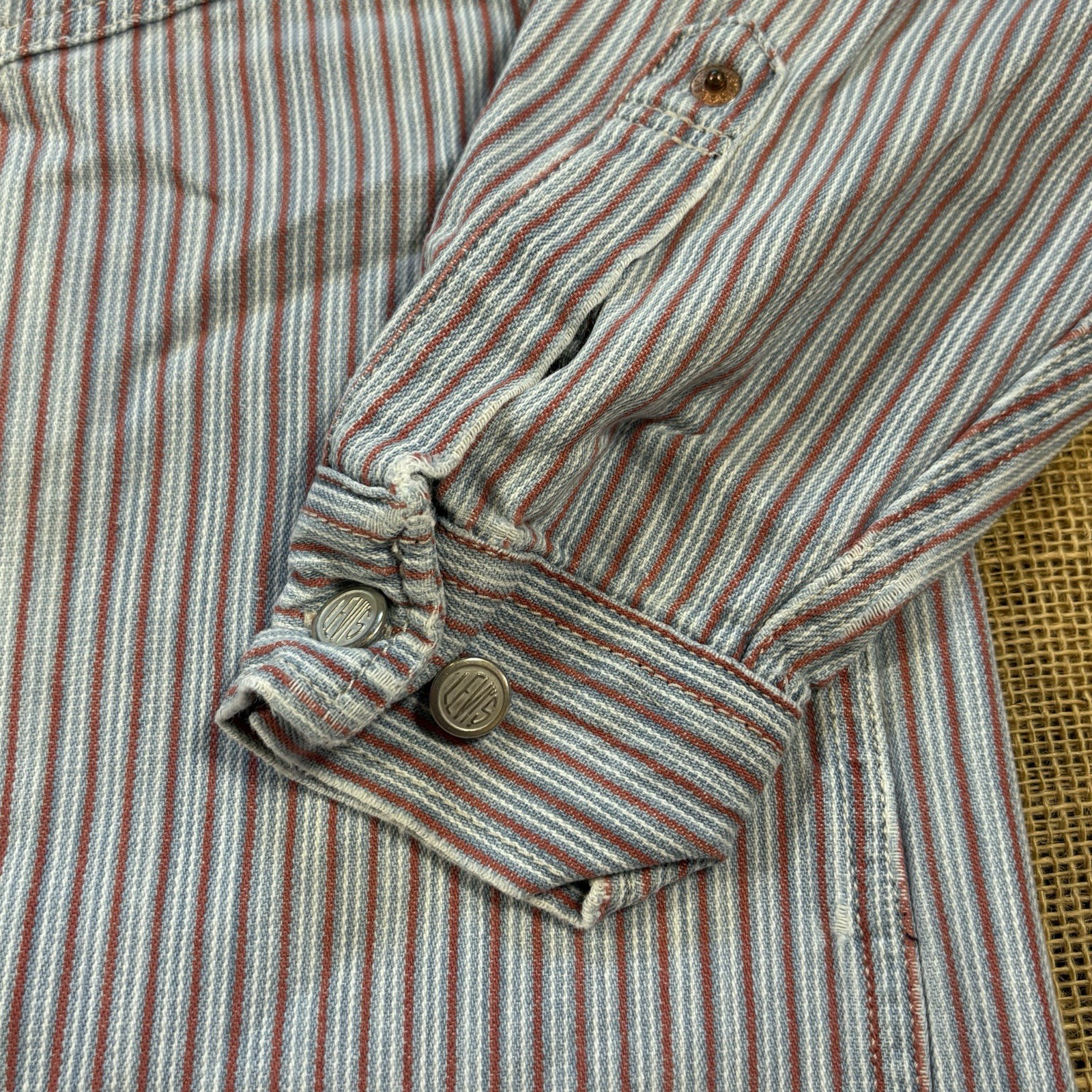 Vintage 90s Levi’s Woman’s Striped Long Sleve Denim Shirt Metal Buttons Size M