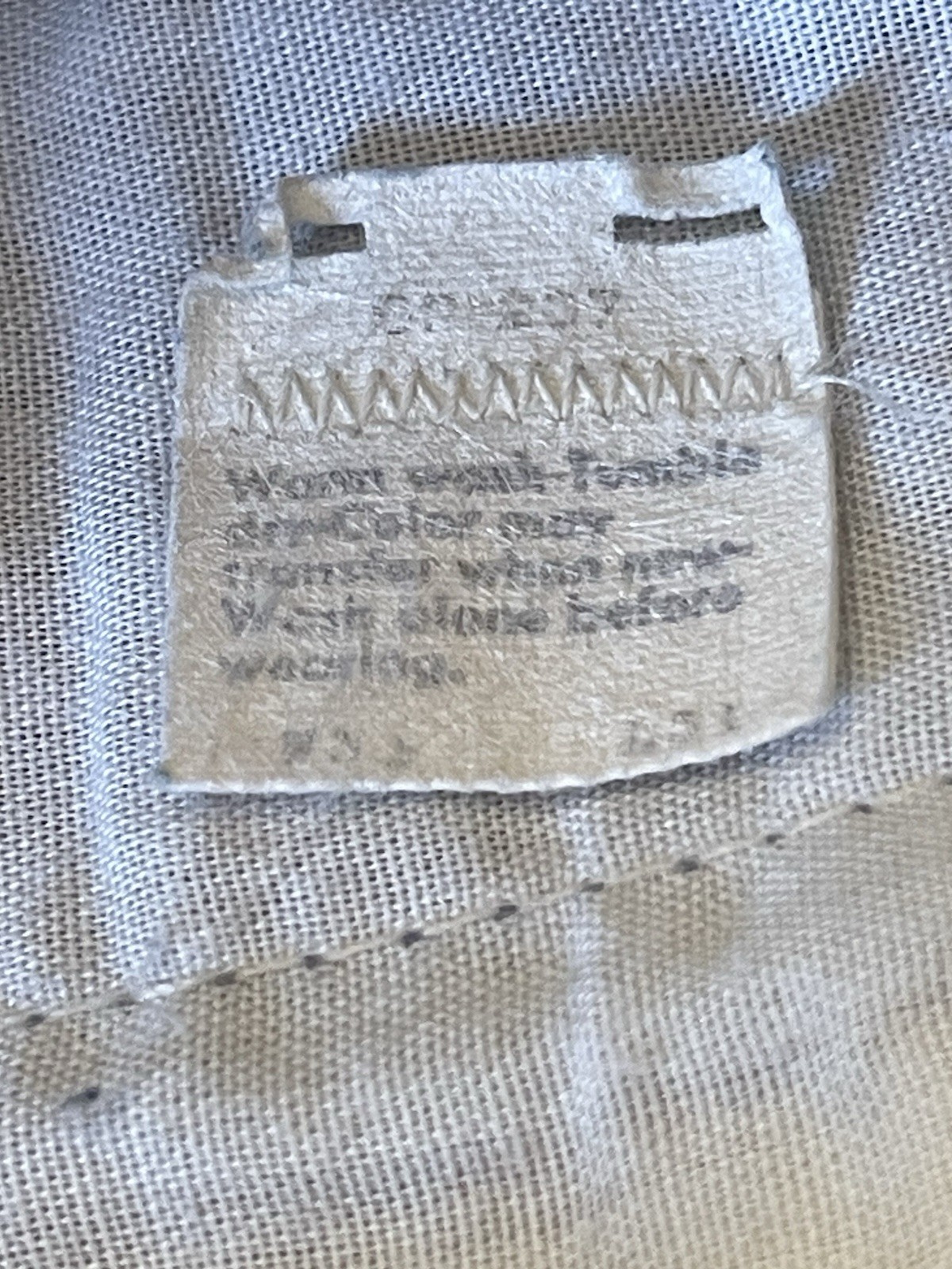 White Tab VTG 1978 Levi’s 335 For Gals Jeans High Waist Flare Denim USA 38 Tag