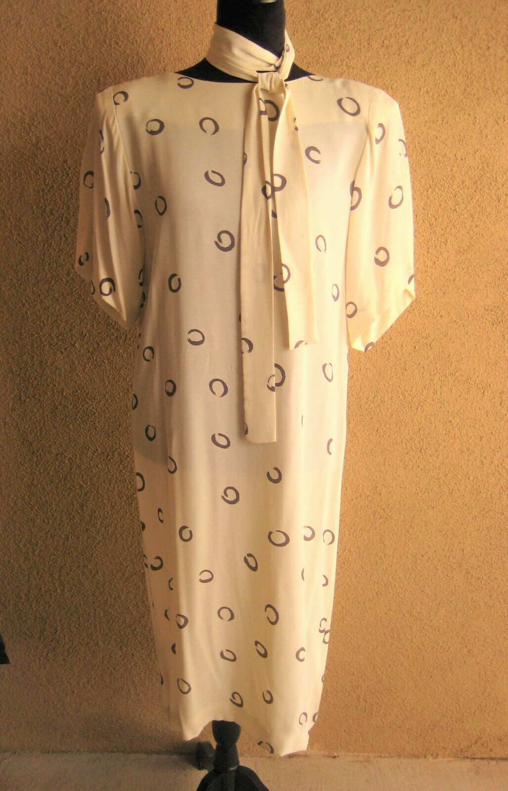 Vintage Warren Z I Magnin 80 cream abstract circles padded shoulder sheath dress