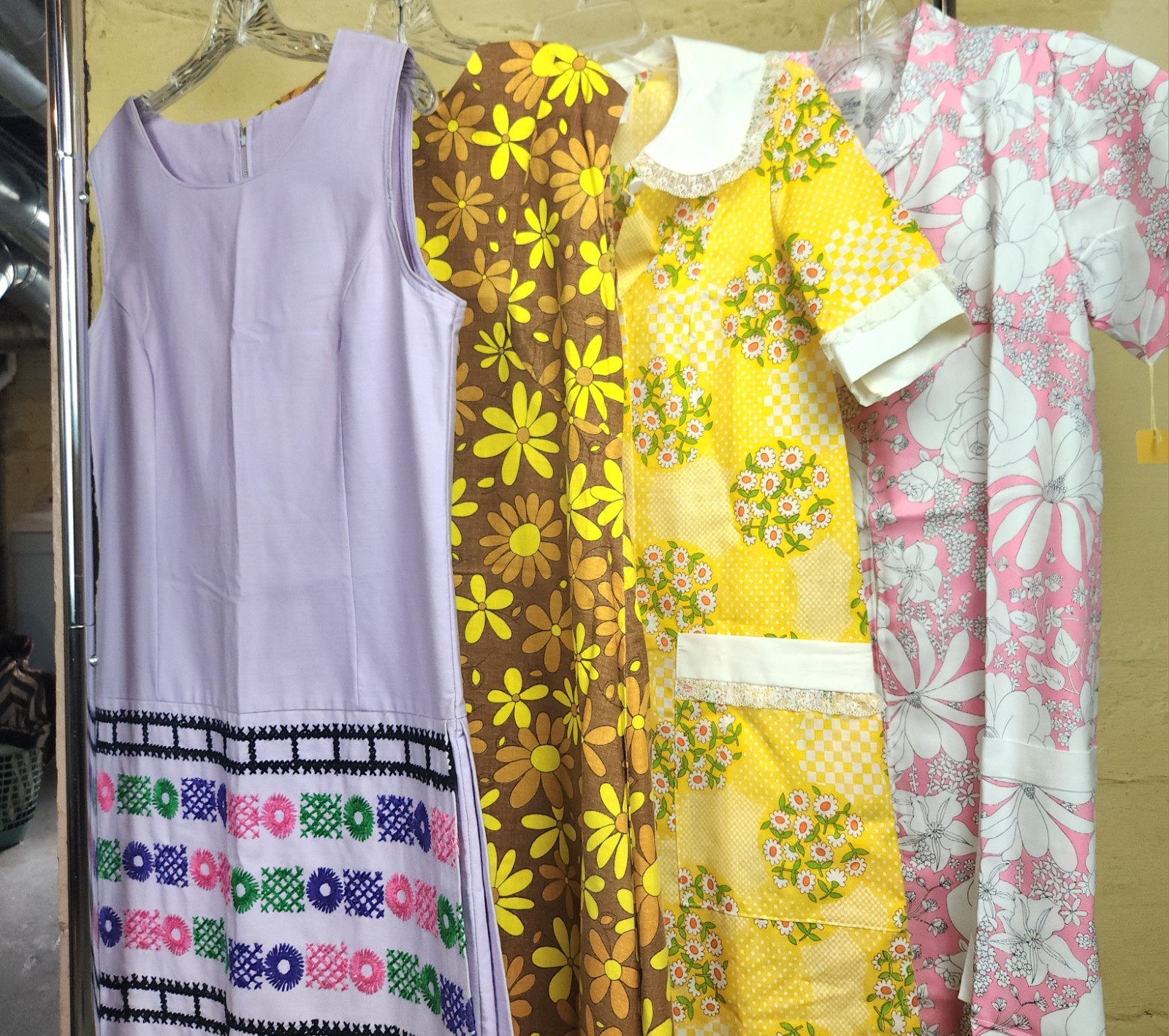 Lot Of 4 Vtg MOD Dresses 60s 70s