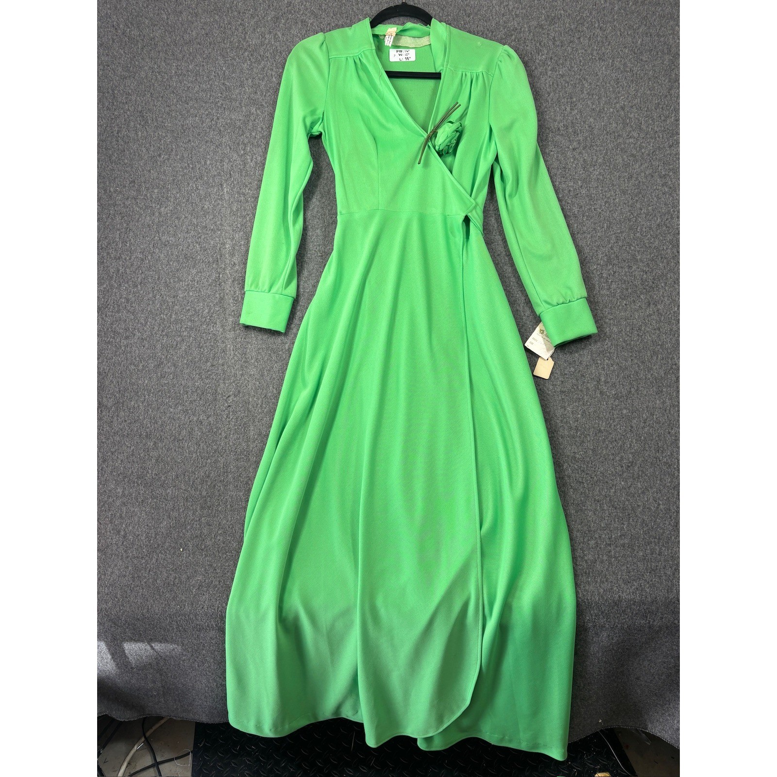 Vintage Newberrys Green Maxi Dress Long Sleeve Wrap VNeck 70s Retro Gown Size 12