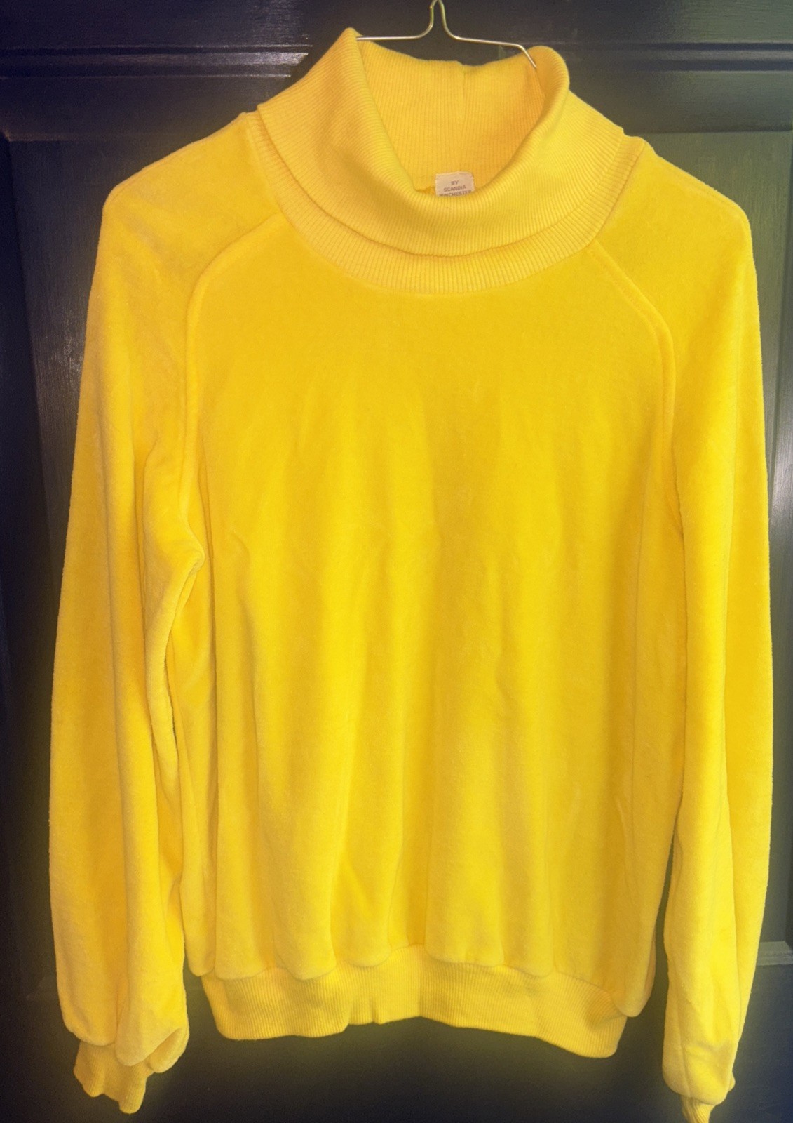 Vtg SKYR Skiwear Sportswear Womens M/L? Yellow Turtleneck Shirt Made USA Cotton