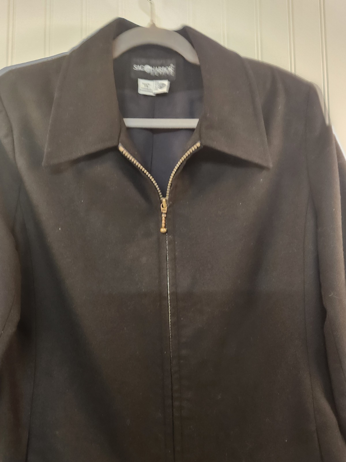 Vintage Sag Harbor Women’s Black 100% Pure New Wool Zip Up Blazer Size 14P